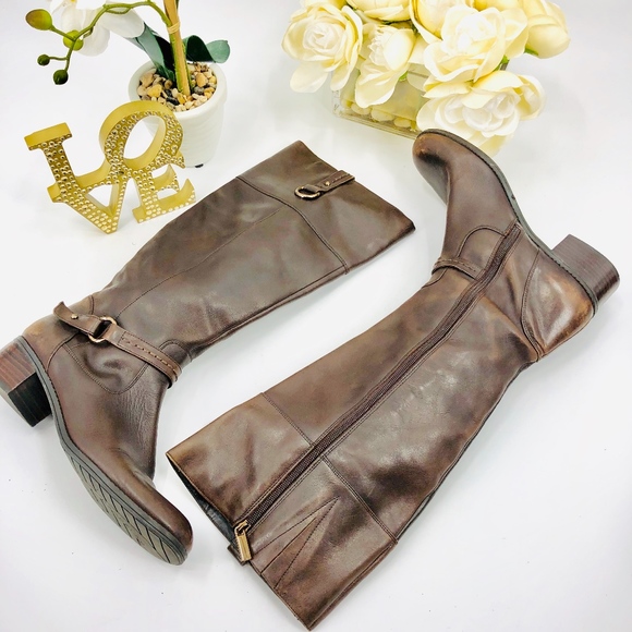 Bandolino Distressed Rider Boots - Picture 7 of 8